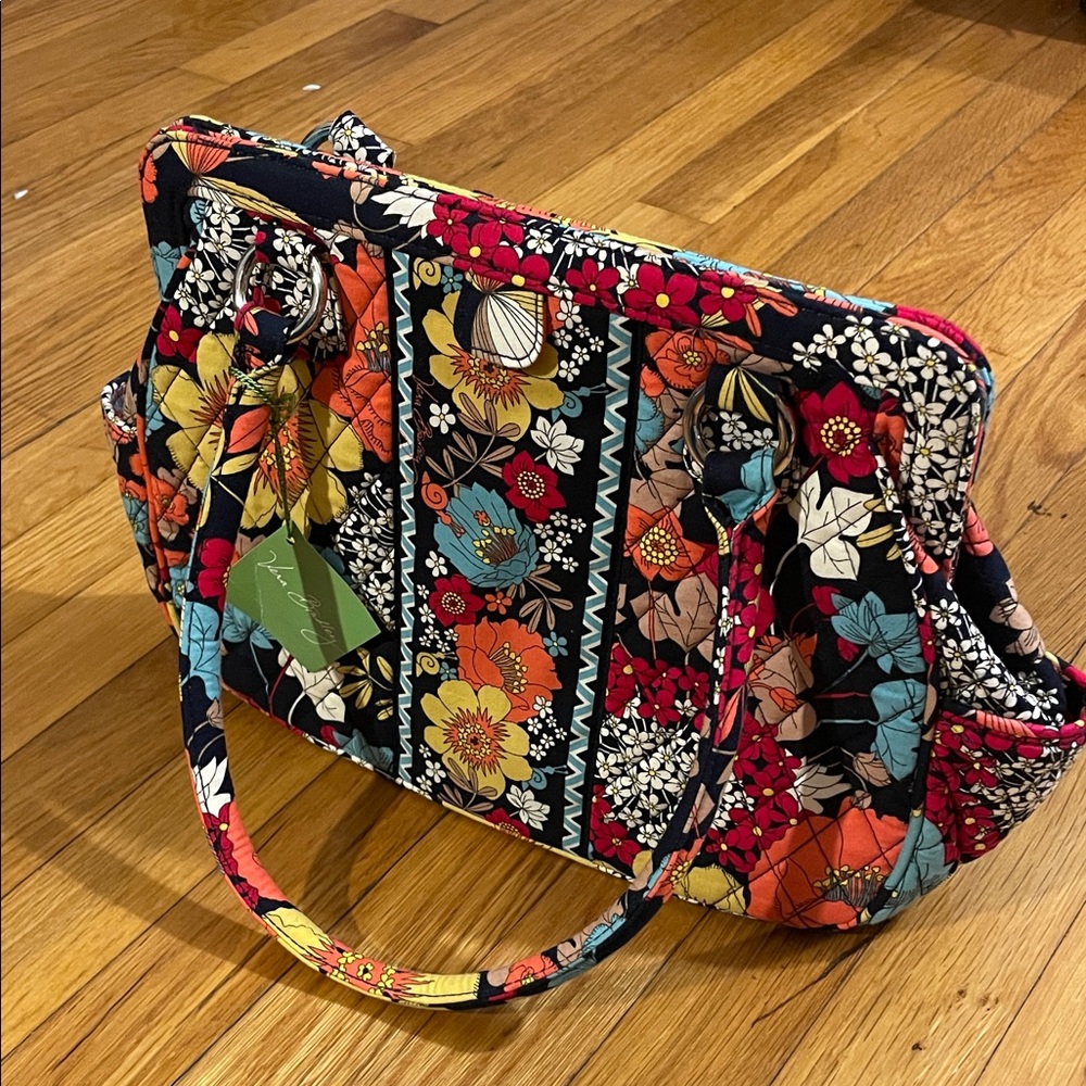 NWT Vera Bradley Floral Quilted Women's Frame Bag